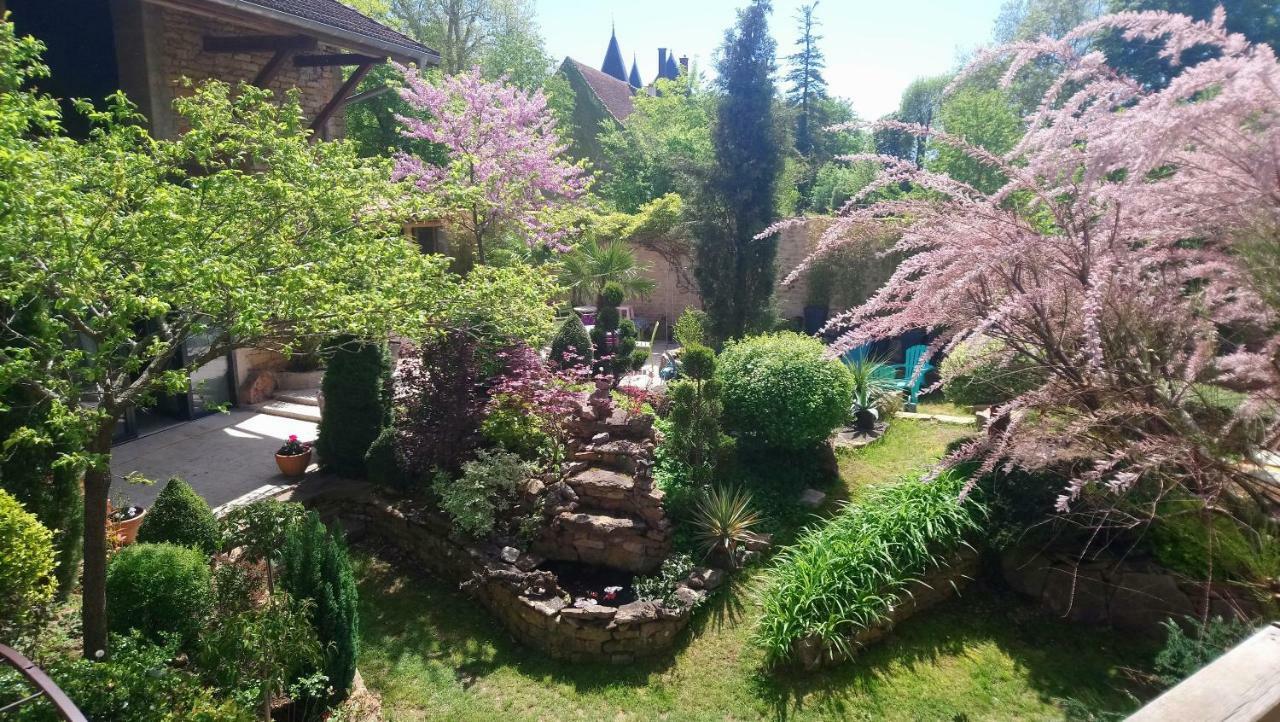 הוילה Etrigny Les Jardins Art-Conscience מראה חיצוני תמונה